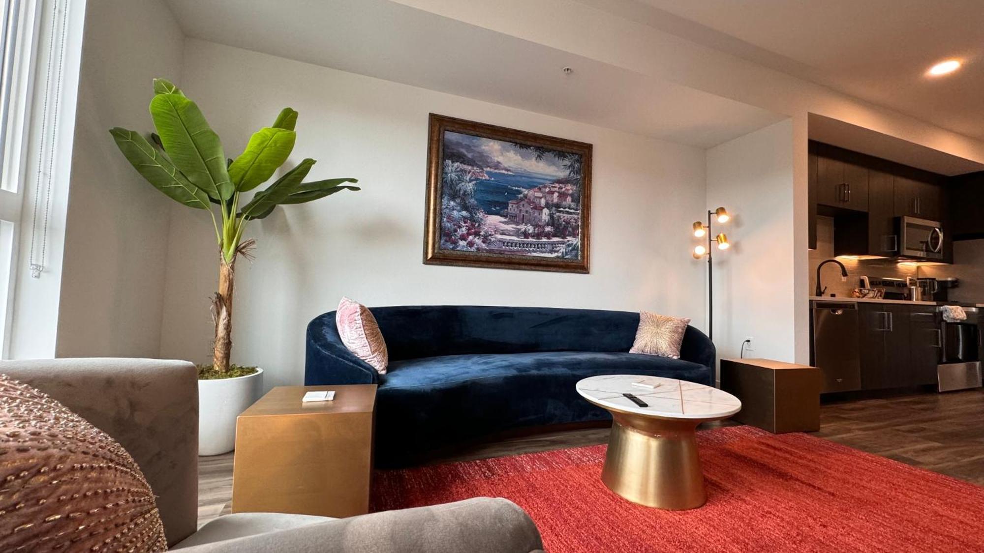 Apartment Notch *